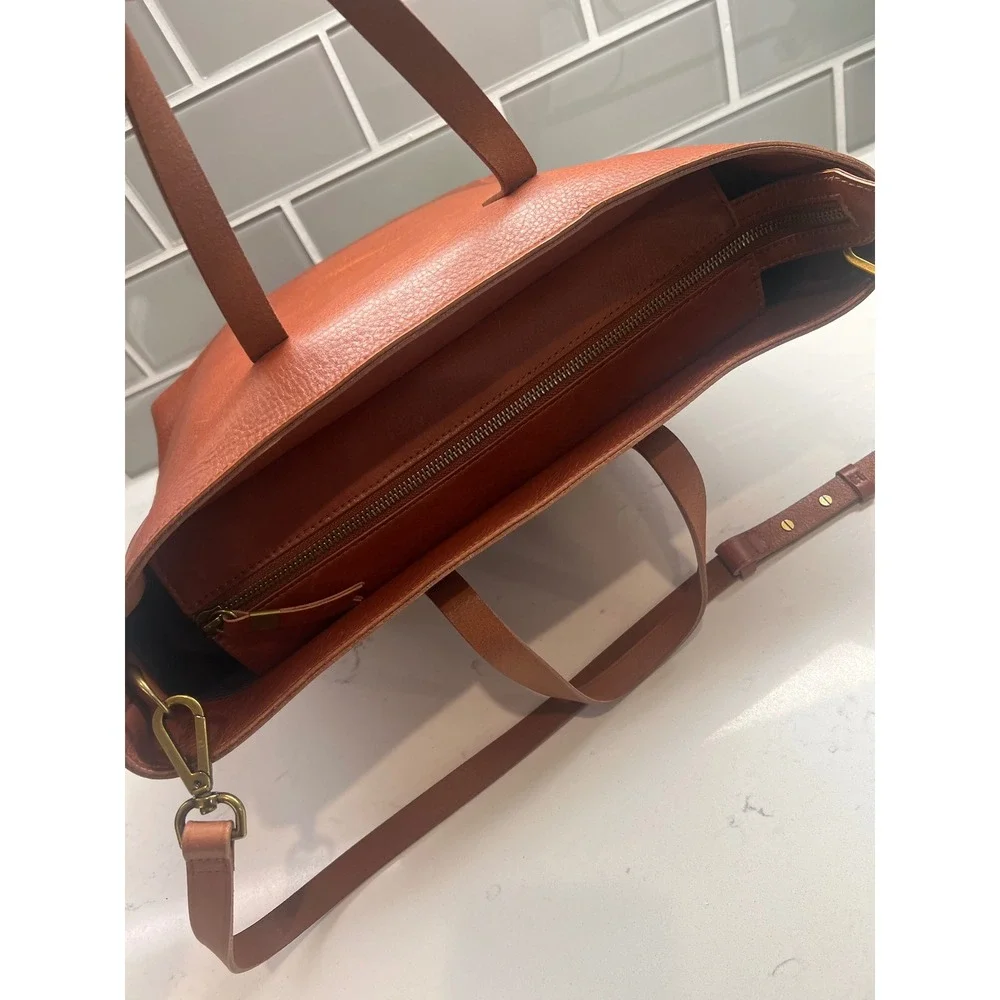 Madewell The Zip-Top Transport Carryall Transport Tote English Saddle Leather